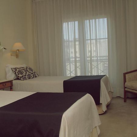 Howard Johnson Hotel 9 De Julio Avenue Буэнос-Айрес Экстерьер фото