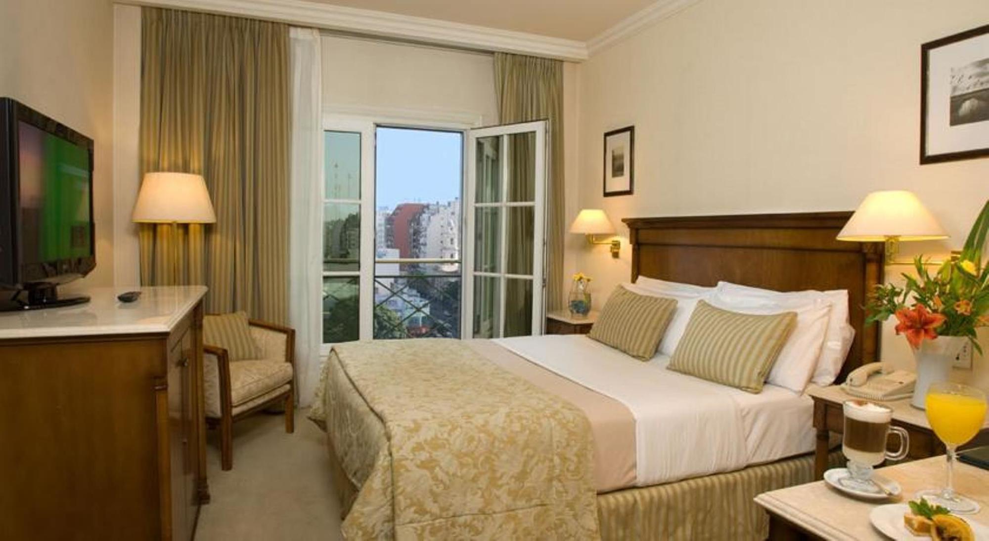 Howard Johnson Hotel 9 De Julio Avenue Буэнос-Айрес Экстерьер фото