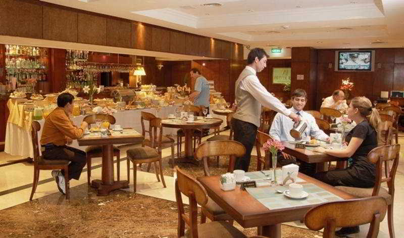 Howard Johnson Hotel 9 De Julio Avenue Буэнос-Айрес Экстерьер фото
